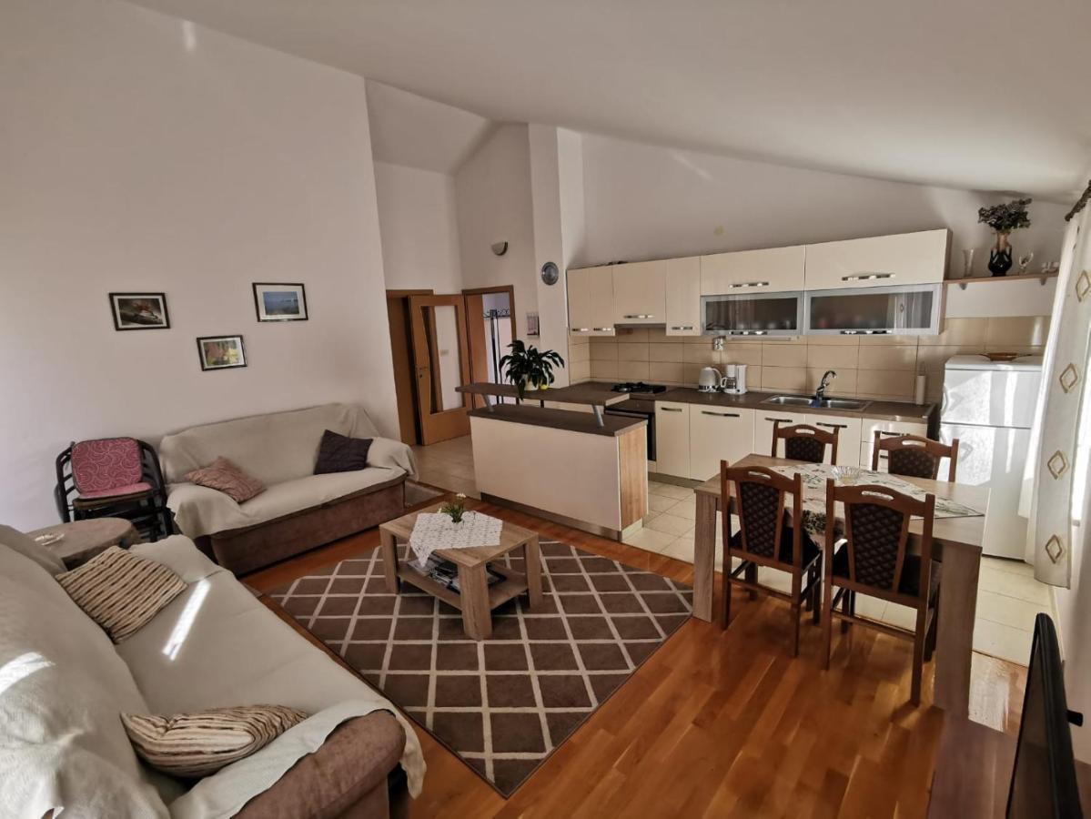 Apartman Zora Подстрана Экстерьер фото